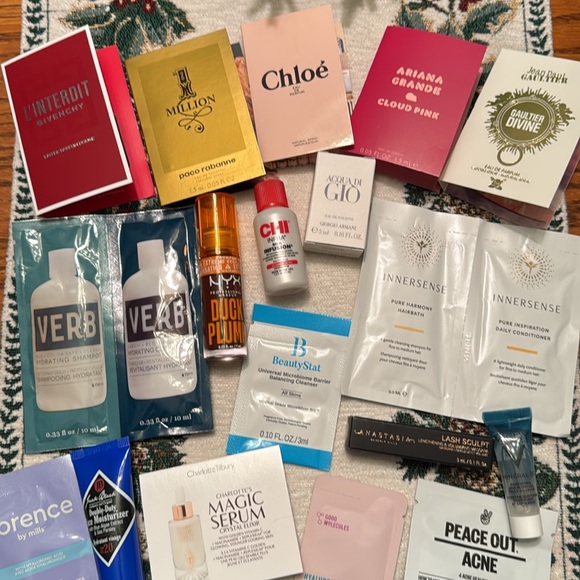 NWT 22 Pc Beauty Makeup Perfume Haircare Skincare Travel Sz Sample & Beauty Bag - Picture 5 of 14